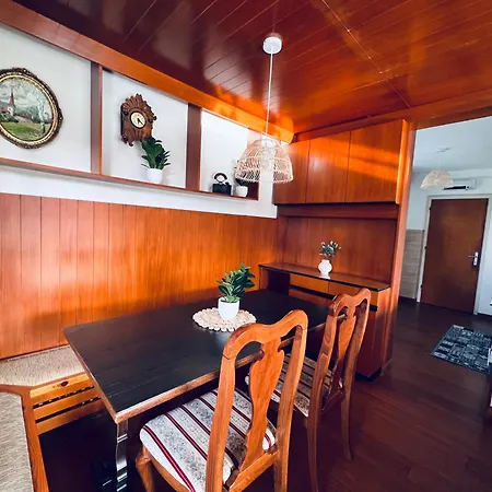 Hisa Naomi Sofia Daire