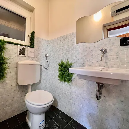 Hisa Naomi Sofia Апартаменты *