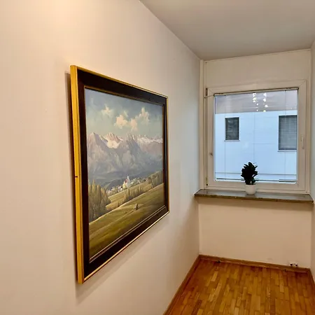 Hisa Naomi Sofia Daire Bled