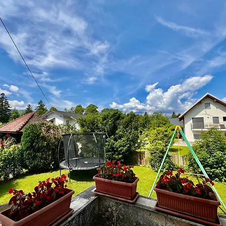 Hisa Naomi Sofia Daire *