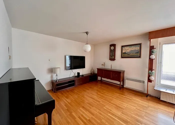 Hisa Naomi Sofia Διαμέρισμα *