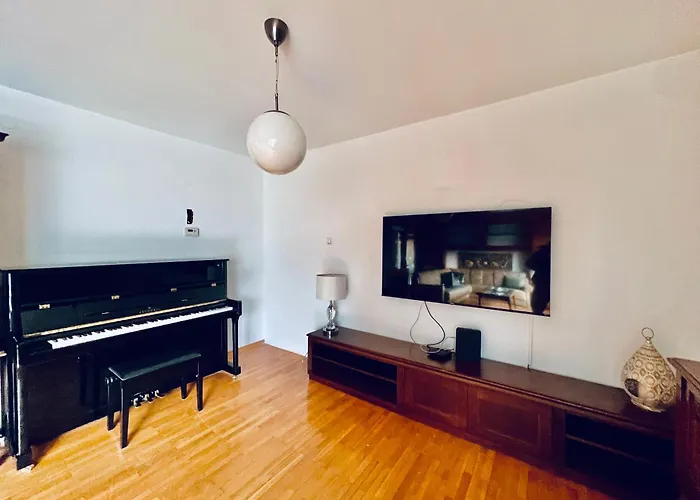 Διαμέρισμα Hisa Naomi Sofia Μπλεντ